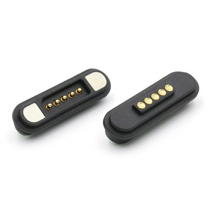 Пружинен конектор Pogo за зареждане на батерията